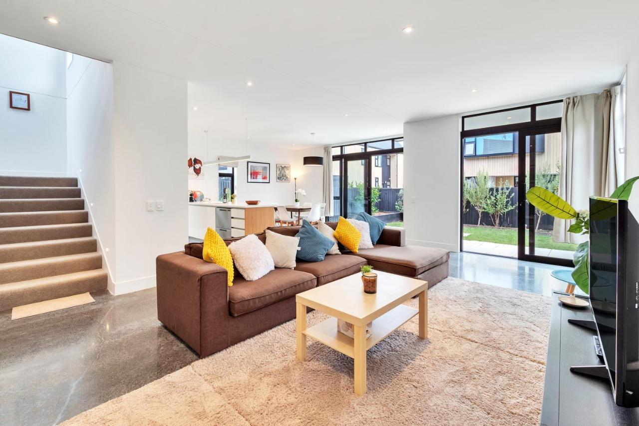 Blissful Breeze Townhouse With Parking And Patio Villa Auckland Eksteriør billede